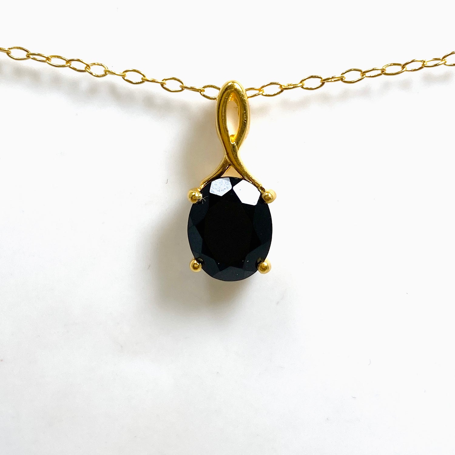 Gemstone Oval Faceted Claw Set 2.5 Micron Gold Plated Pendant PPGJ1222