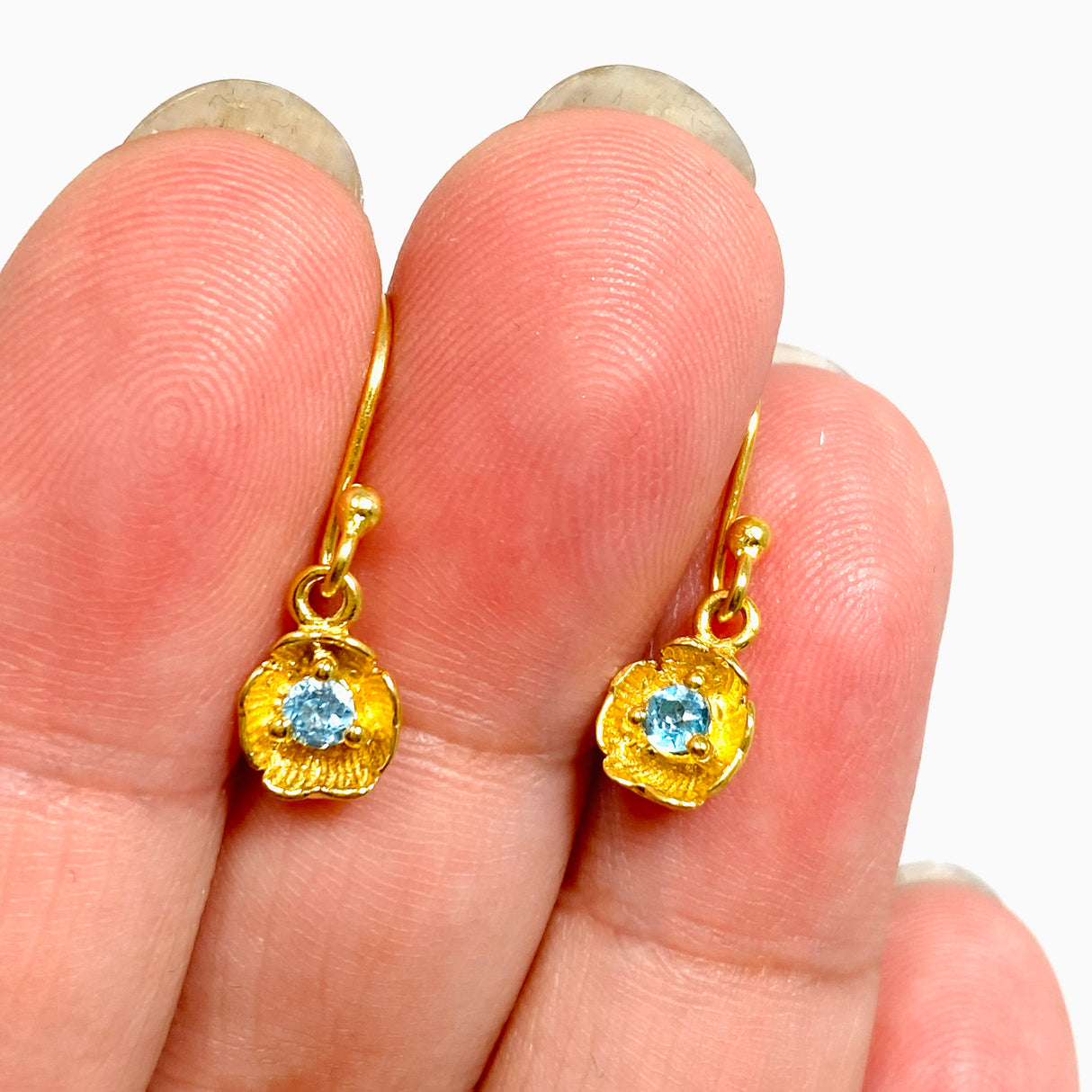 Gemstone Round Faceted 1 micron Gold Plated Flower Earrings PEGJ376