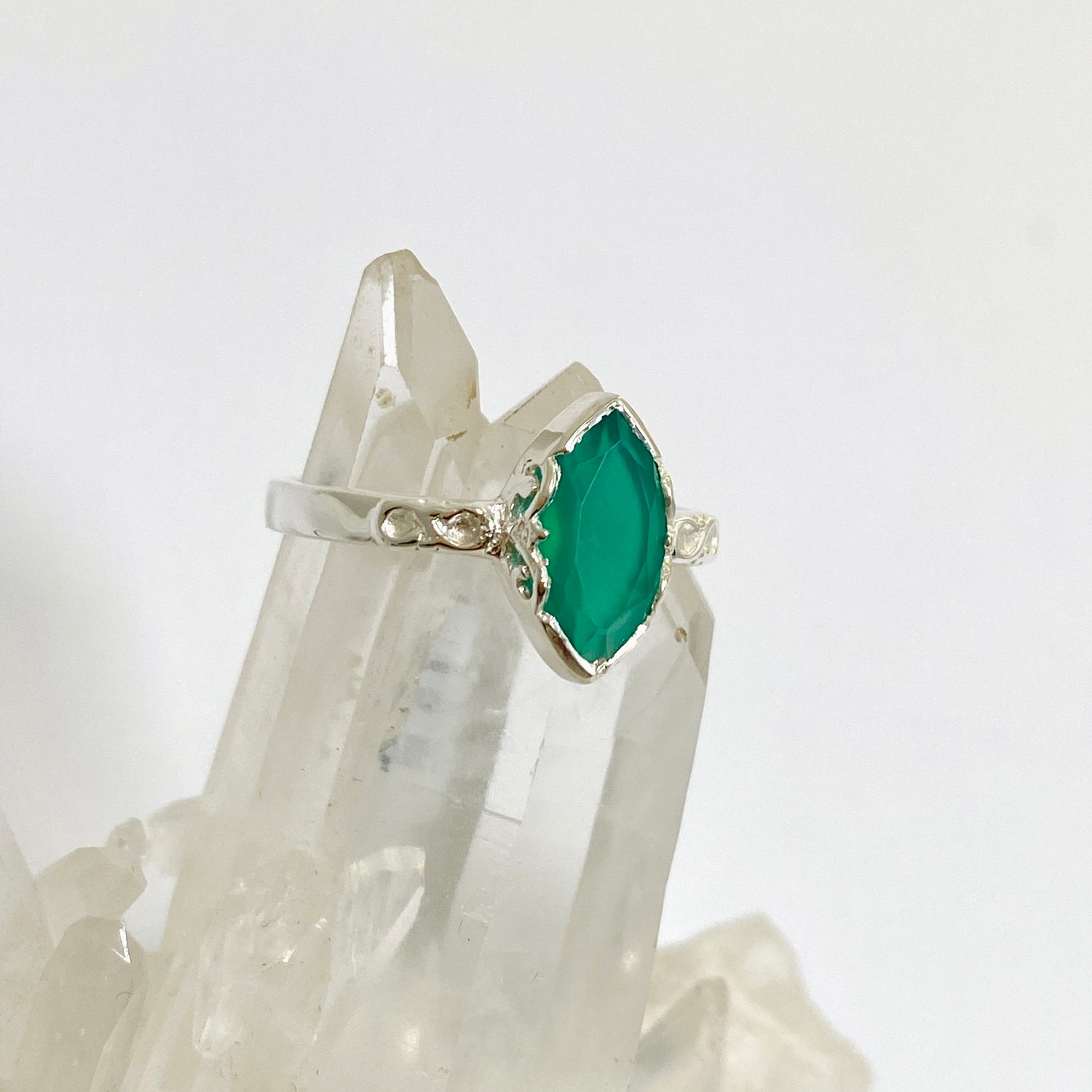 Green Chalcedony Faceted Marquise Ring in a Decorative Setting R3726