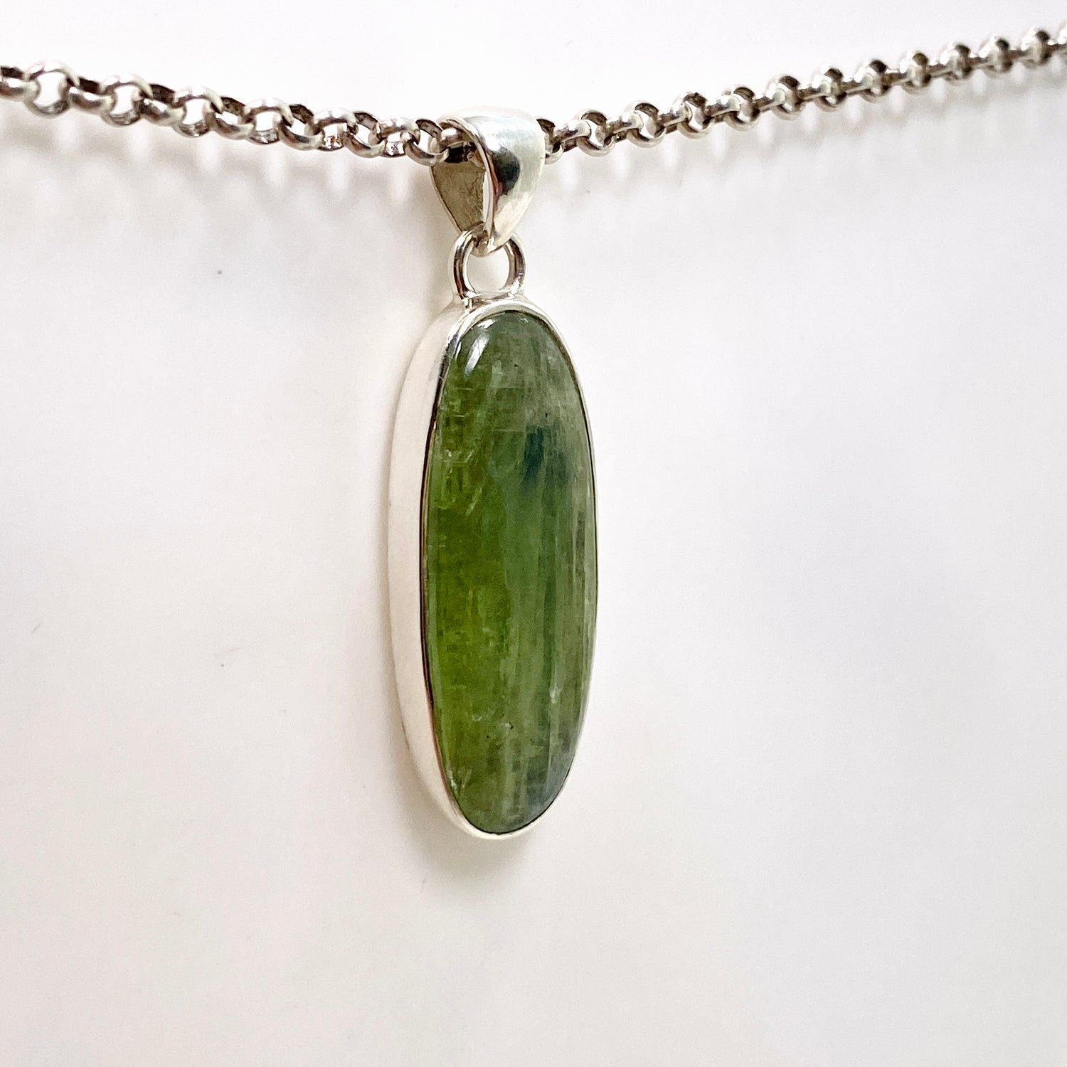 Green Kyanite Oval Cabochon Pendant KPGJ4629