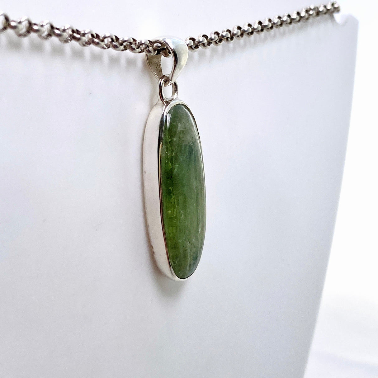 Green Kyanite Oval Cabochon Pendant KPGJ4629