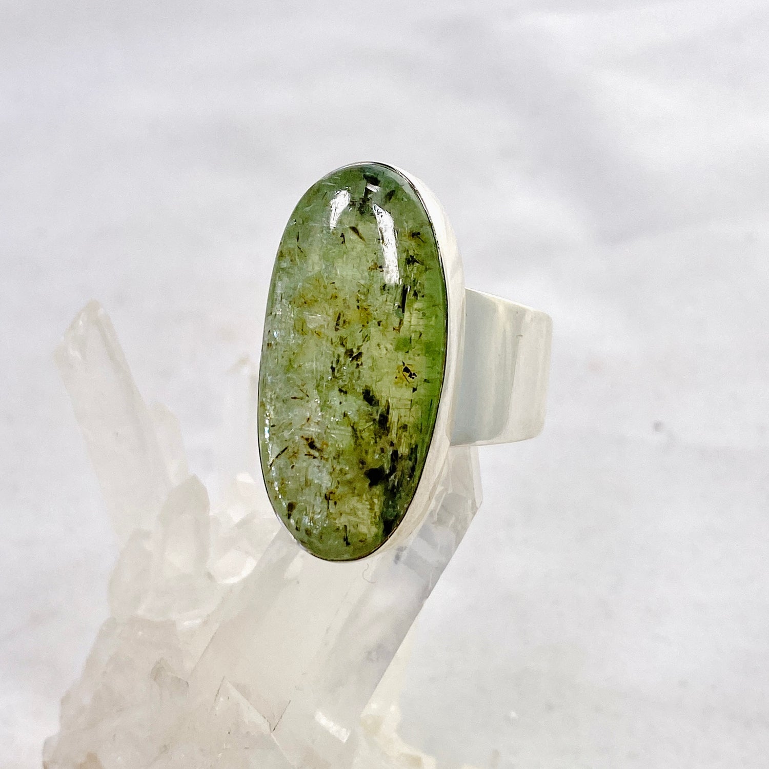 Green Kyanite Oval Cabochon Ring Size 11 KRGJ3290