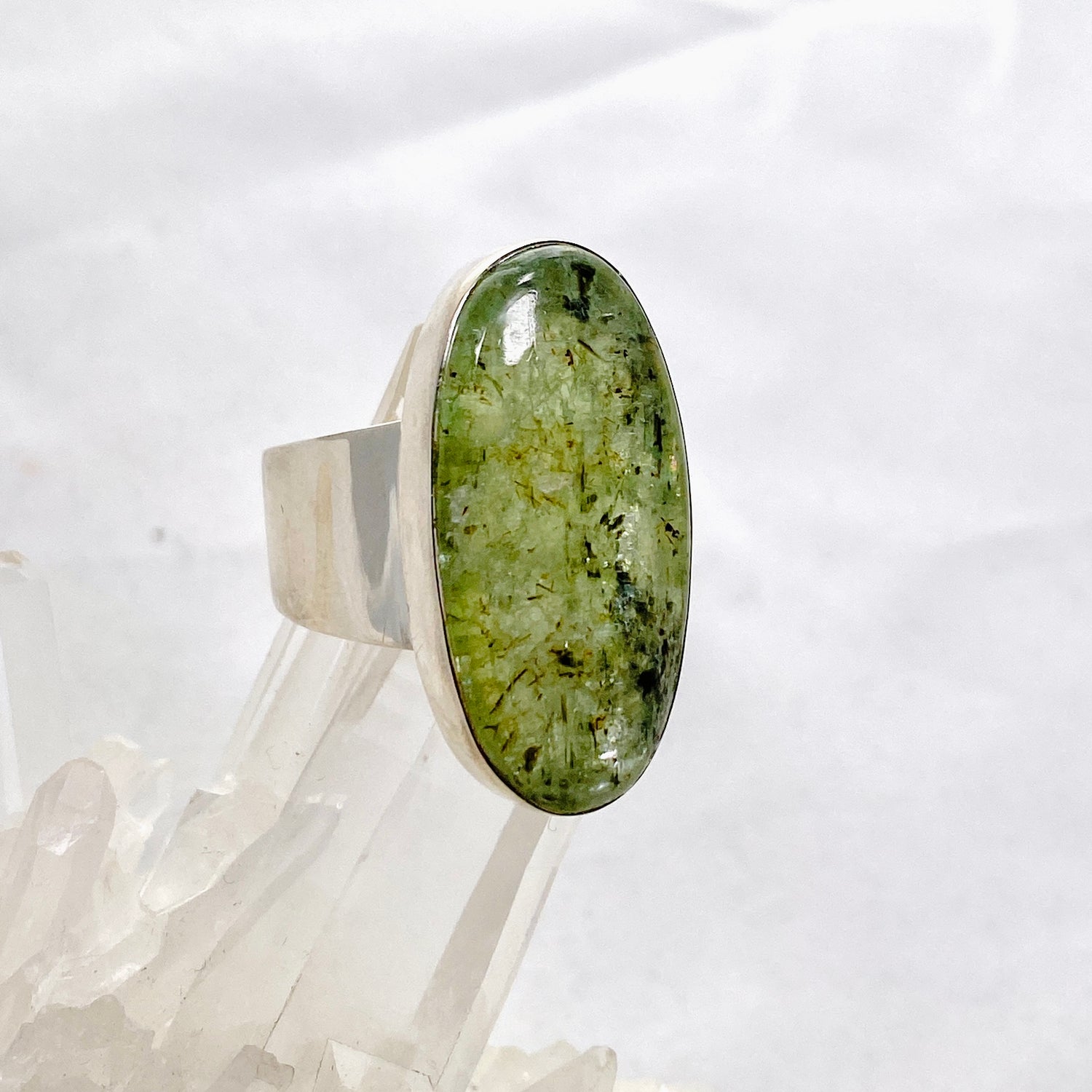 Green Kyanite Oval Cabochon Ring Size 11 KRGJ3290