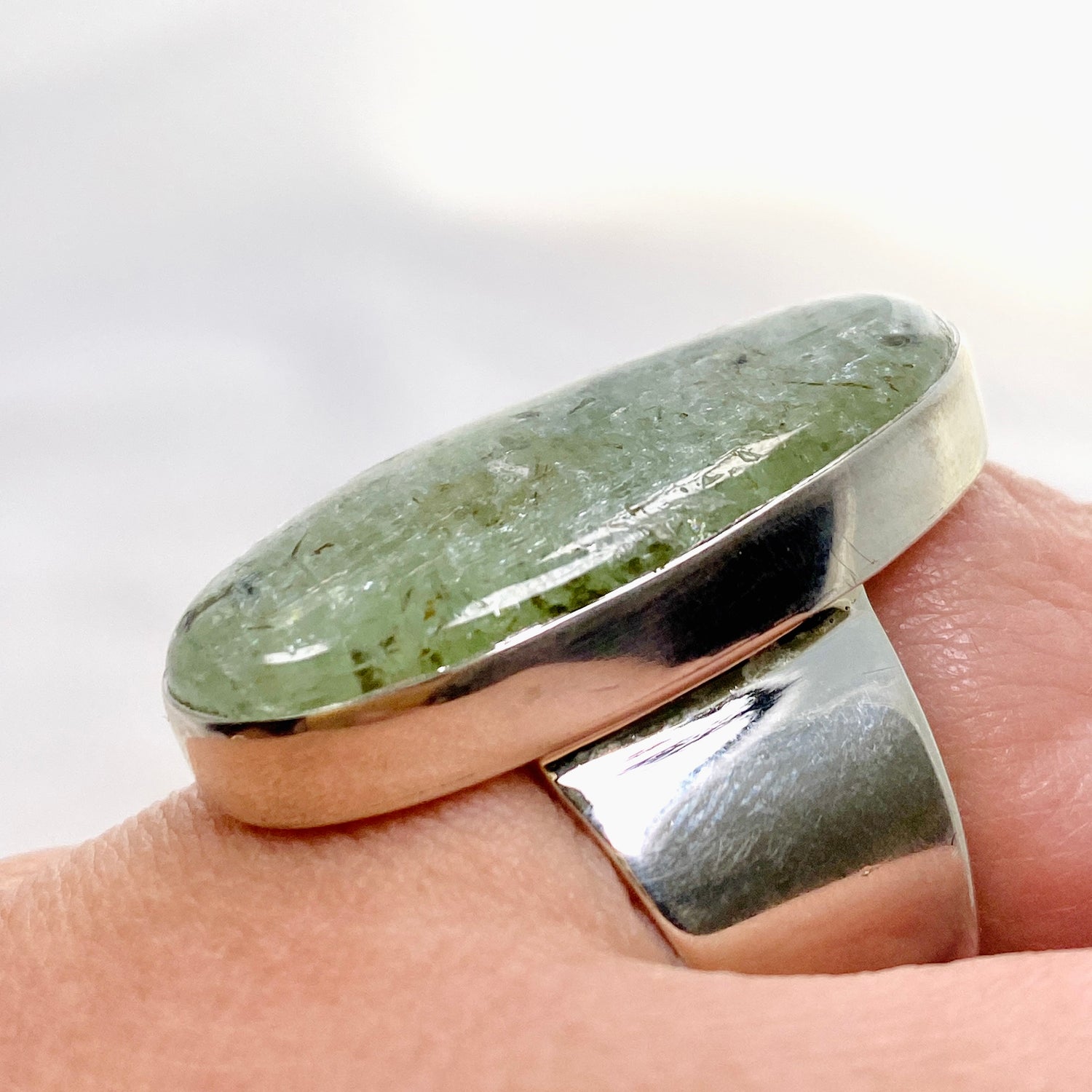 Green Kyanite Oval Cabochon Ring Size 11 KRGJ3290