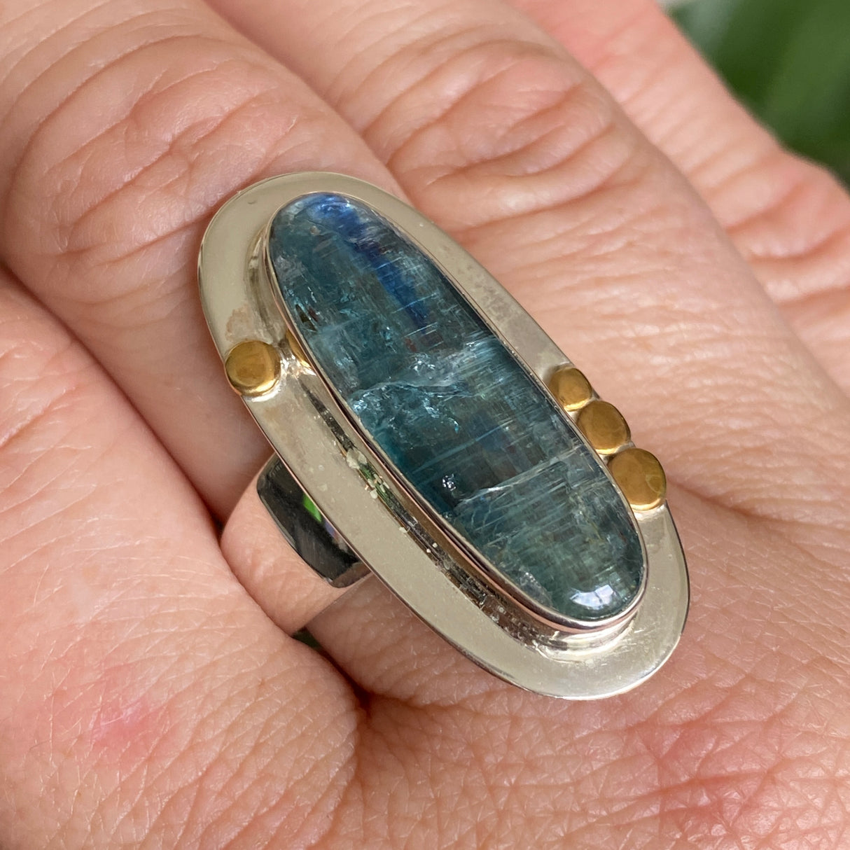 Green Kyanite Oval Cabochon Ring with Brass Detailing Size 9.5 KRGJ3292