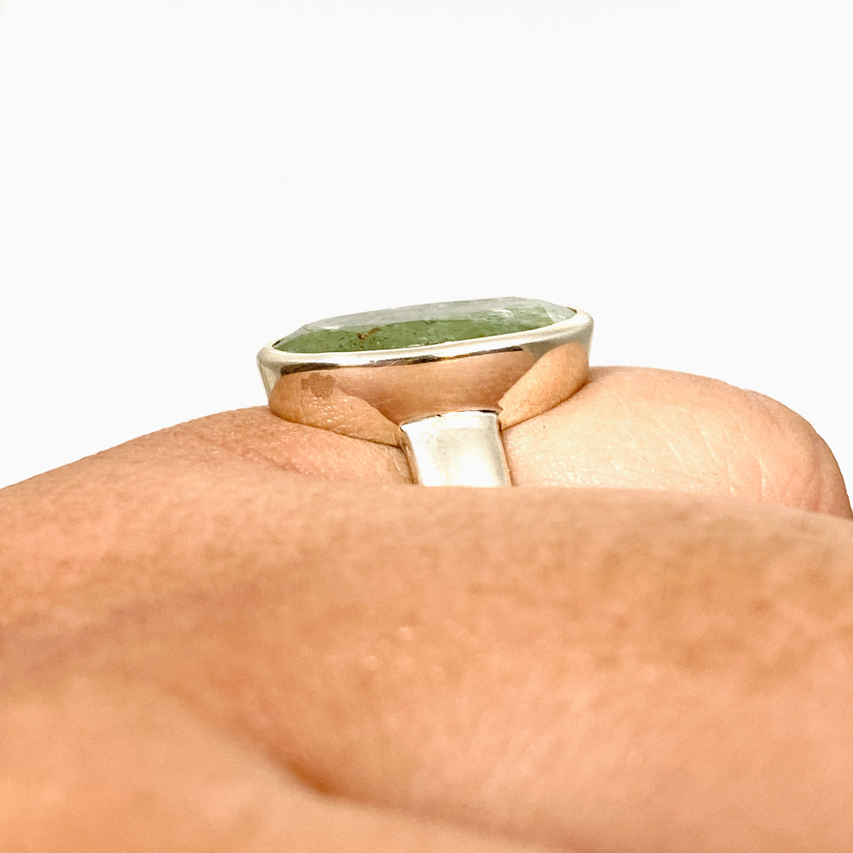 Green Kyanite Oval Faceted Ring Size 11 PRGJ819