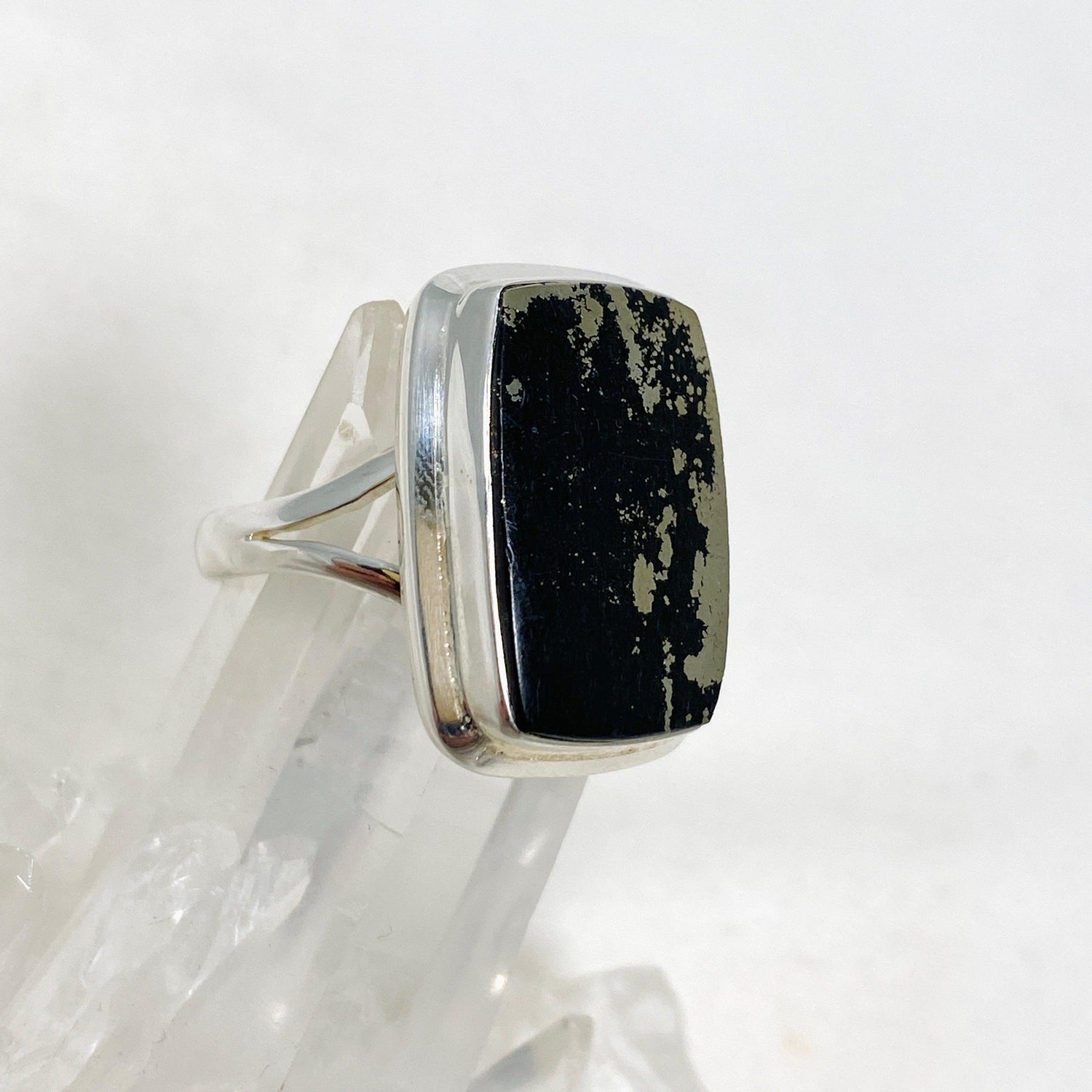 Healer's Gold Rectangle Split Band Ring Size 11 KRGJ3199 - Nature's Magick