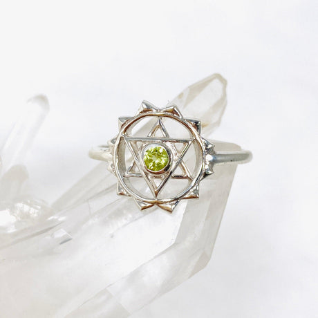 Heart Chakra Ring with Peridot - Nature's Magick