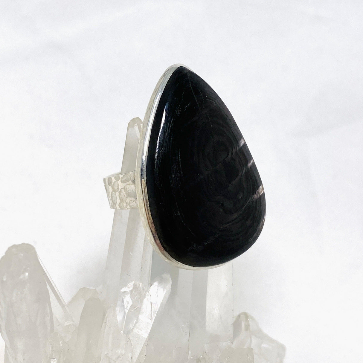 Hypersthene Teardrop Hammered Band Ring Size 10 KRGJ3151 - Nature's Magick