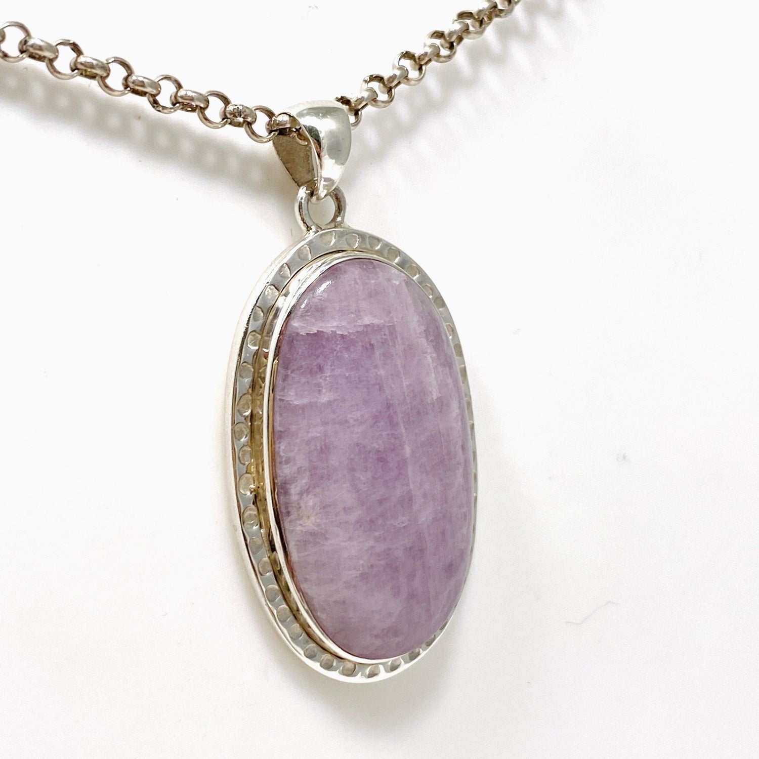 Kunzite Oval Pendant in a Decorative Setting KPGJ4302 - Nature's Magick