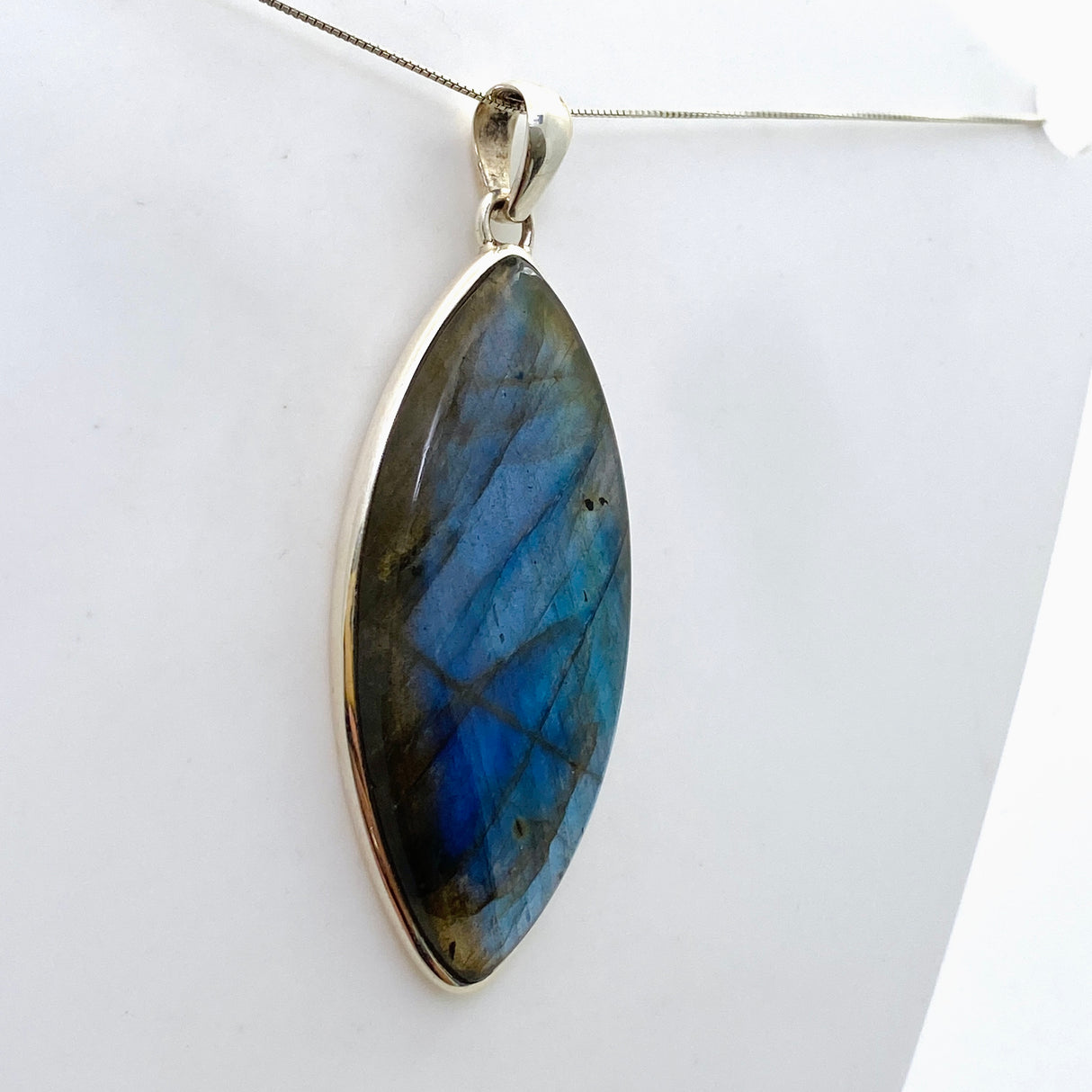 Labradorite Marquise Cabochon Pendant PPGJ1055