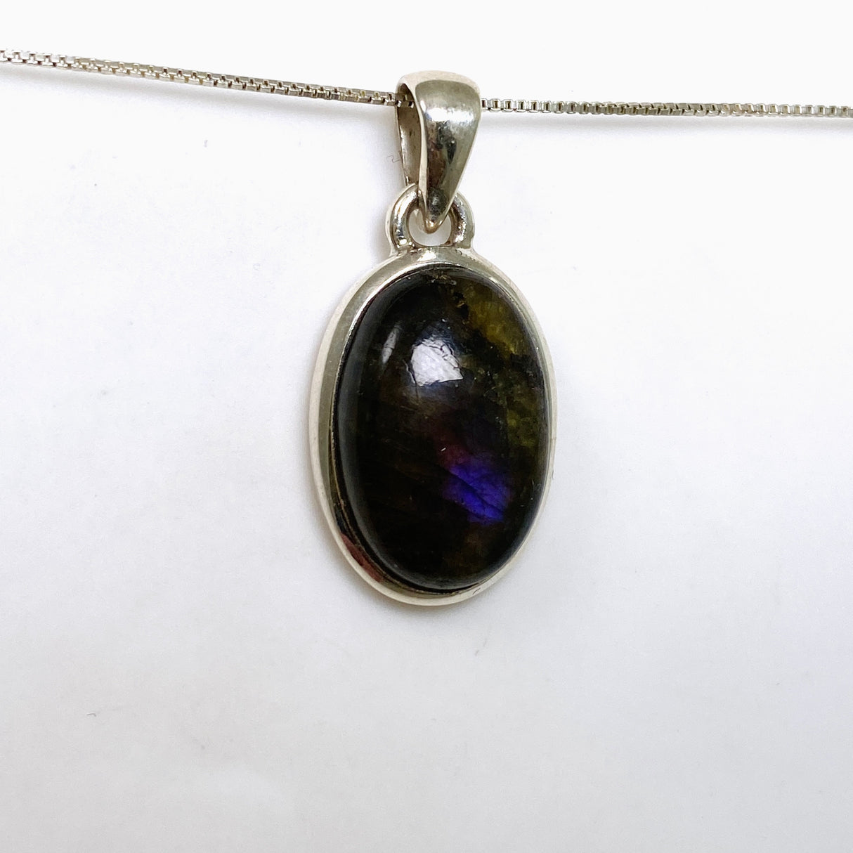 Labradorite Oval Cabochon Pendant PPGJ1047