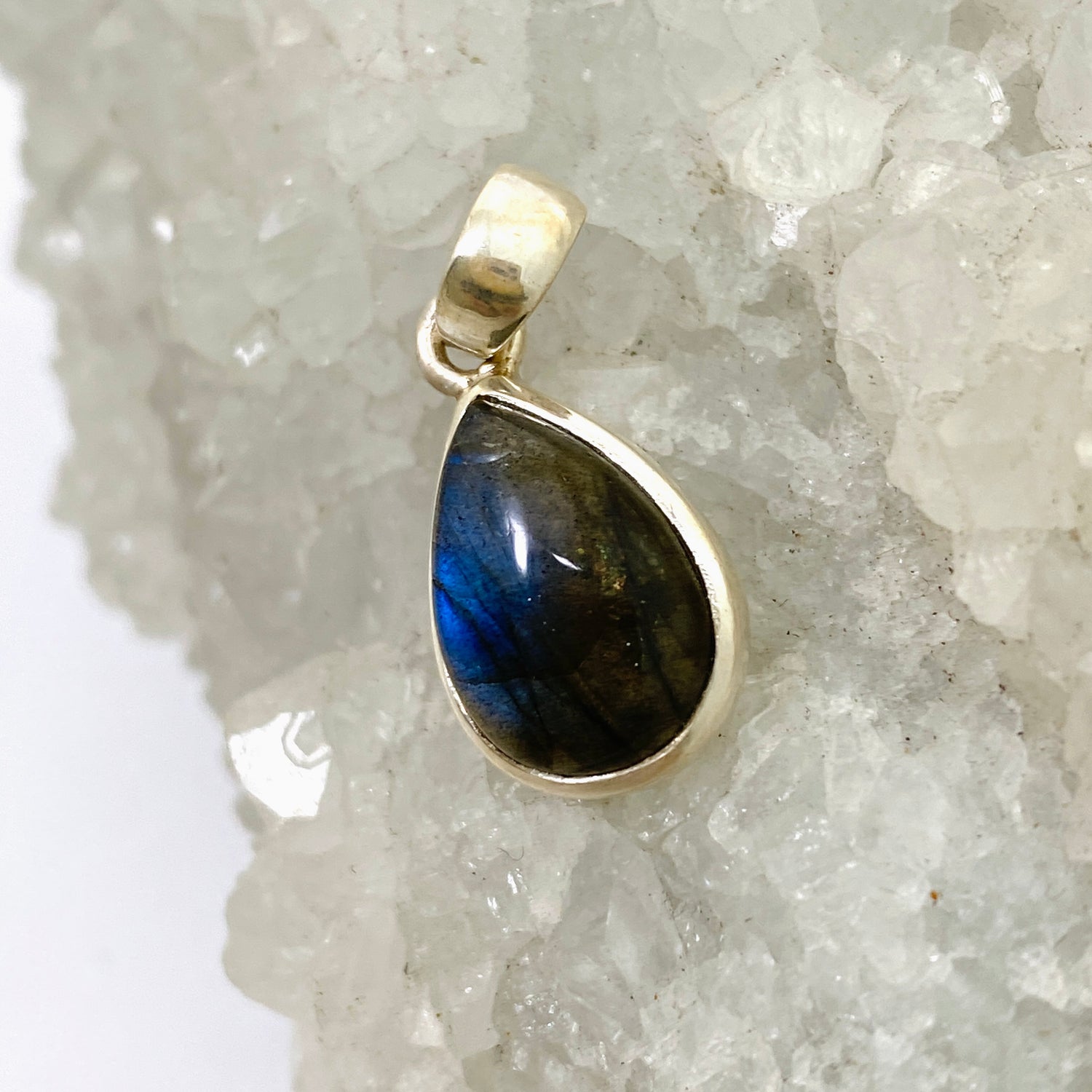 Labradorite Teardrop Cabochon Pendant PPGJ1050