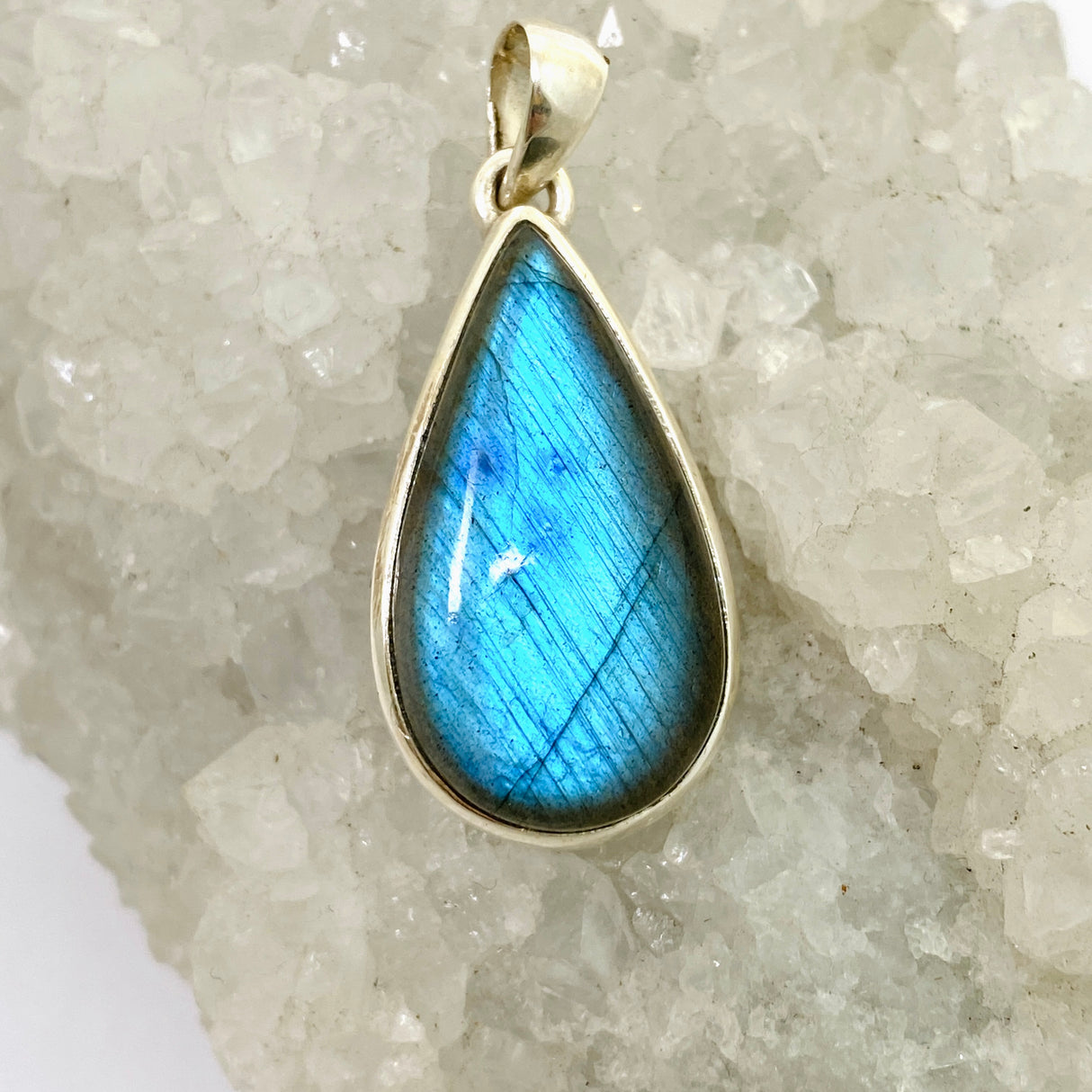 Labradorite Teardrop Cabochon Pendant PPGJ1051