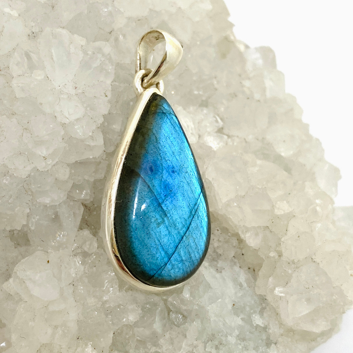 Labradorite Teardrop Cabochon Pendant PPGJ1051