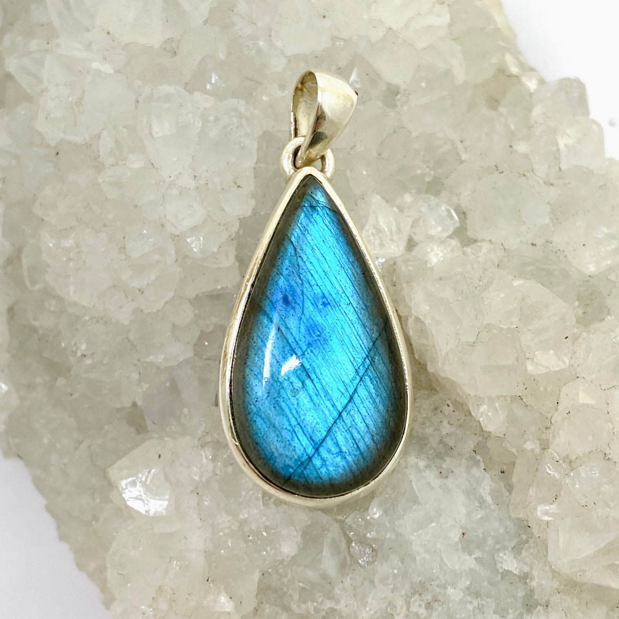 Labradorite Teardrop Cabochon Pendant PPGJ1051
