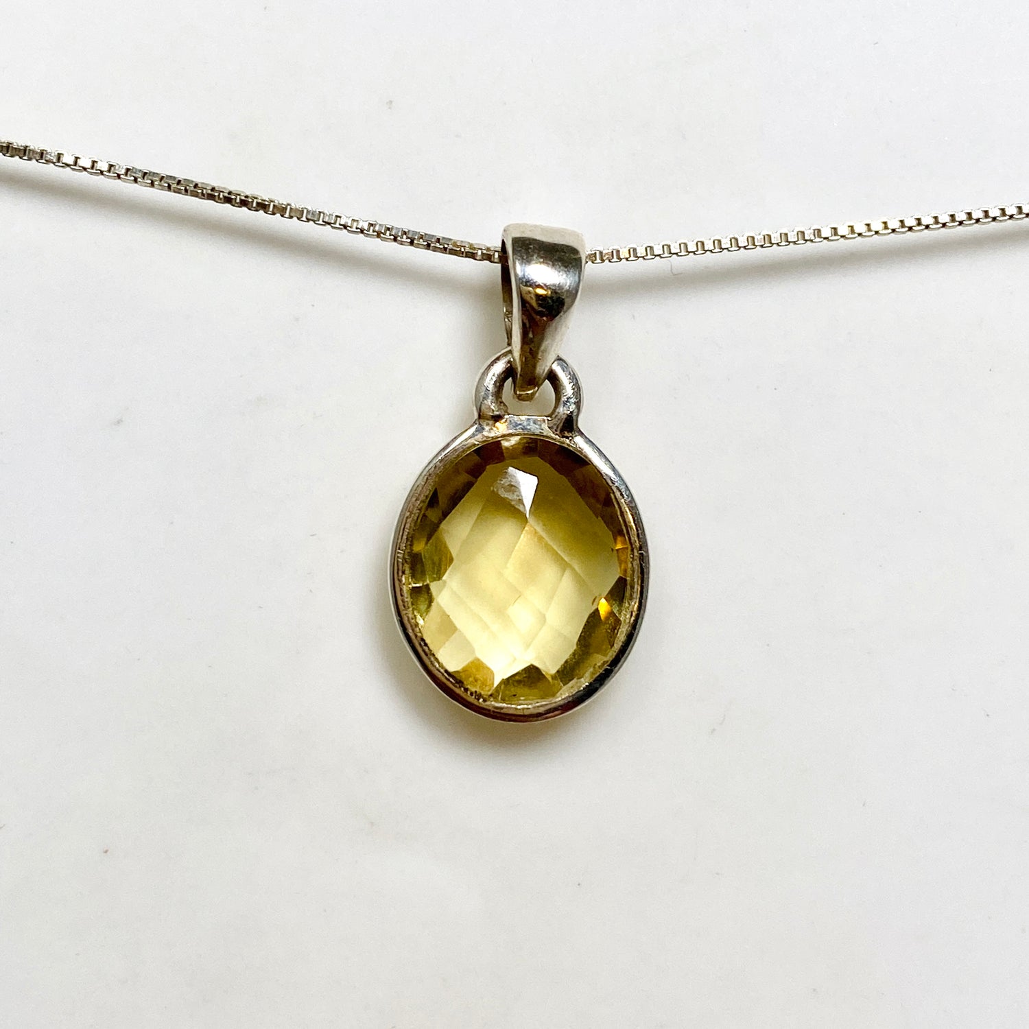 Lemon Quartz Oval Checkerboard Faceted Pendant PPGJ1304
