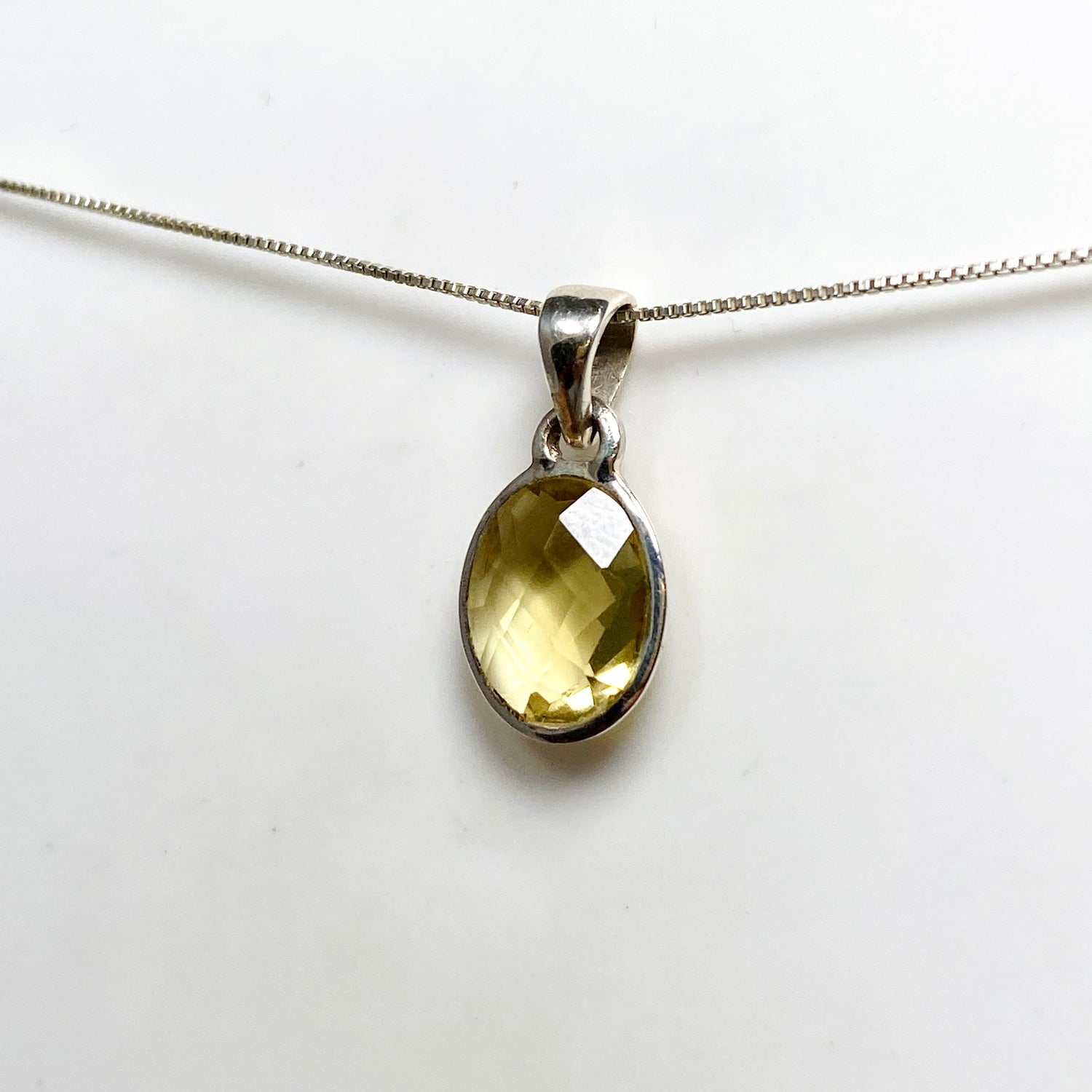 Lemon Quartz Oval Checkerboard Faceted Pendant PPGJ1304