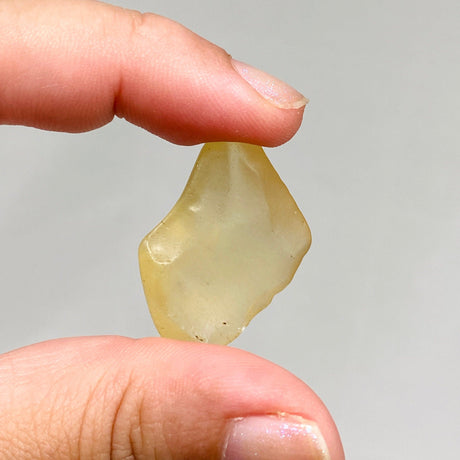 Libyan Desert Glass LDG-11 - Nature's Magick