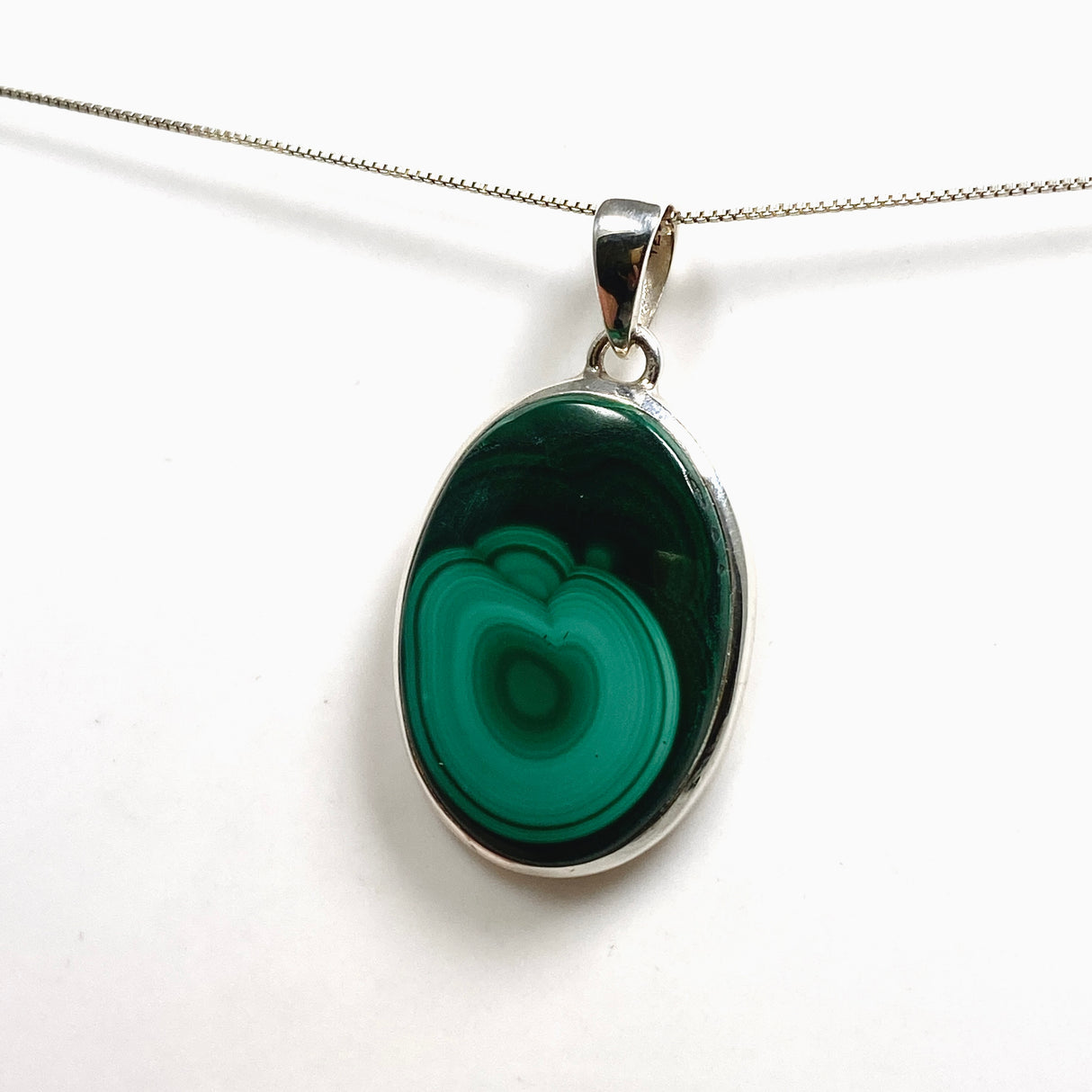 Malachite Oval Cabochon Pendant PPGJ1151