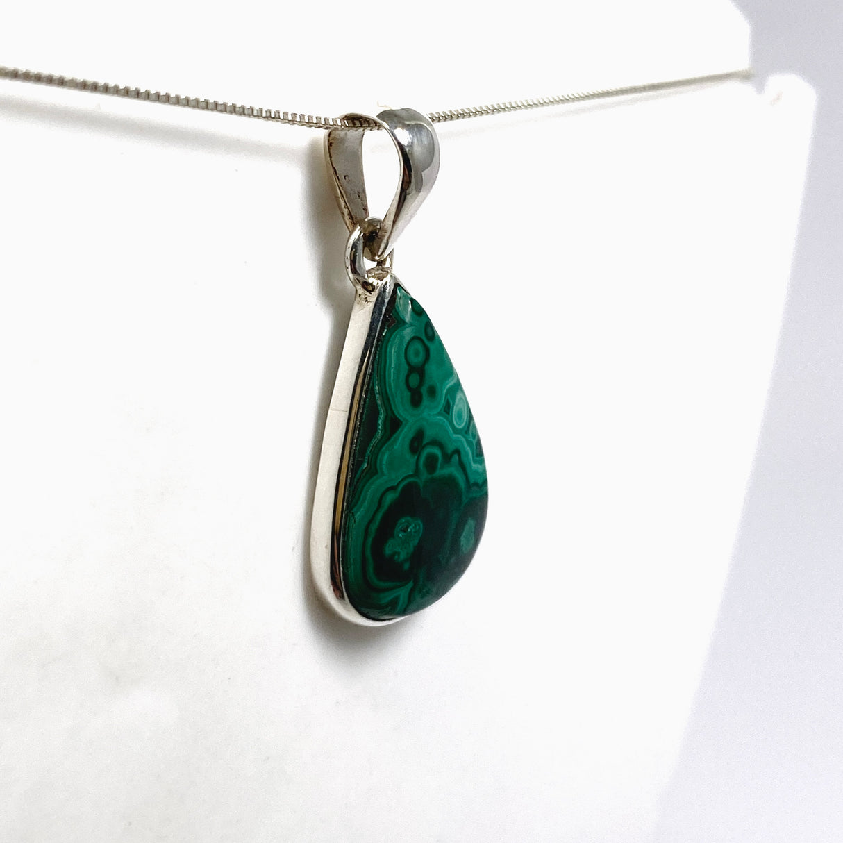 Malachite Teardrop Cabochon Pendant PPGJ1147