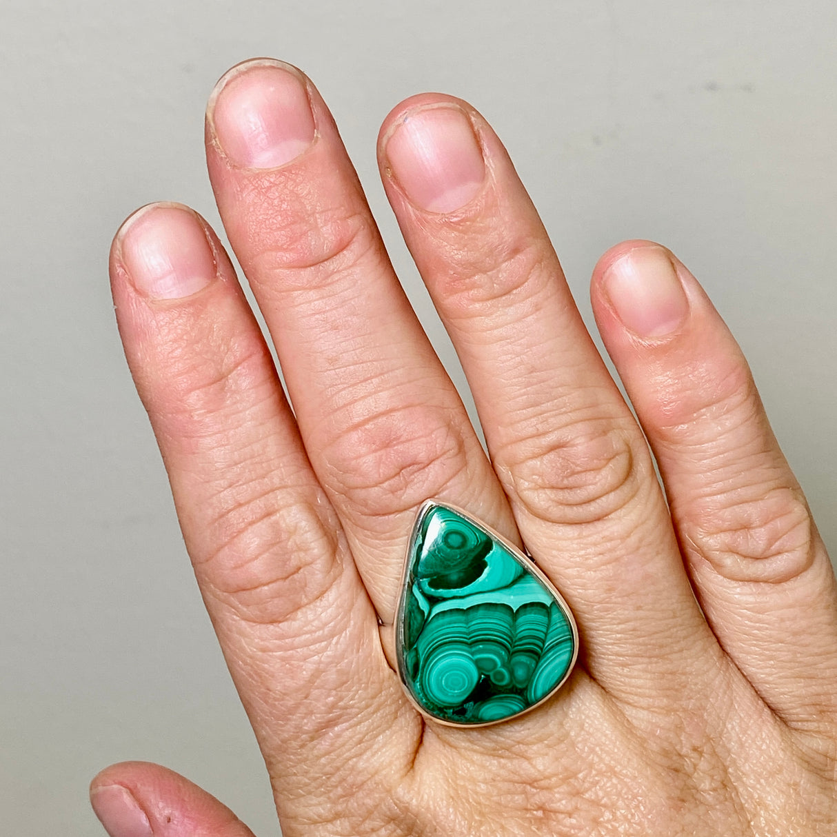 Malachite Teardrop Cabochon Ring Size 10 PRGJ832