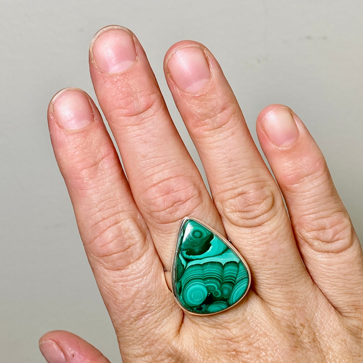 Malachite Teardrop Cabochon Ring Size 10 PRGJ832