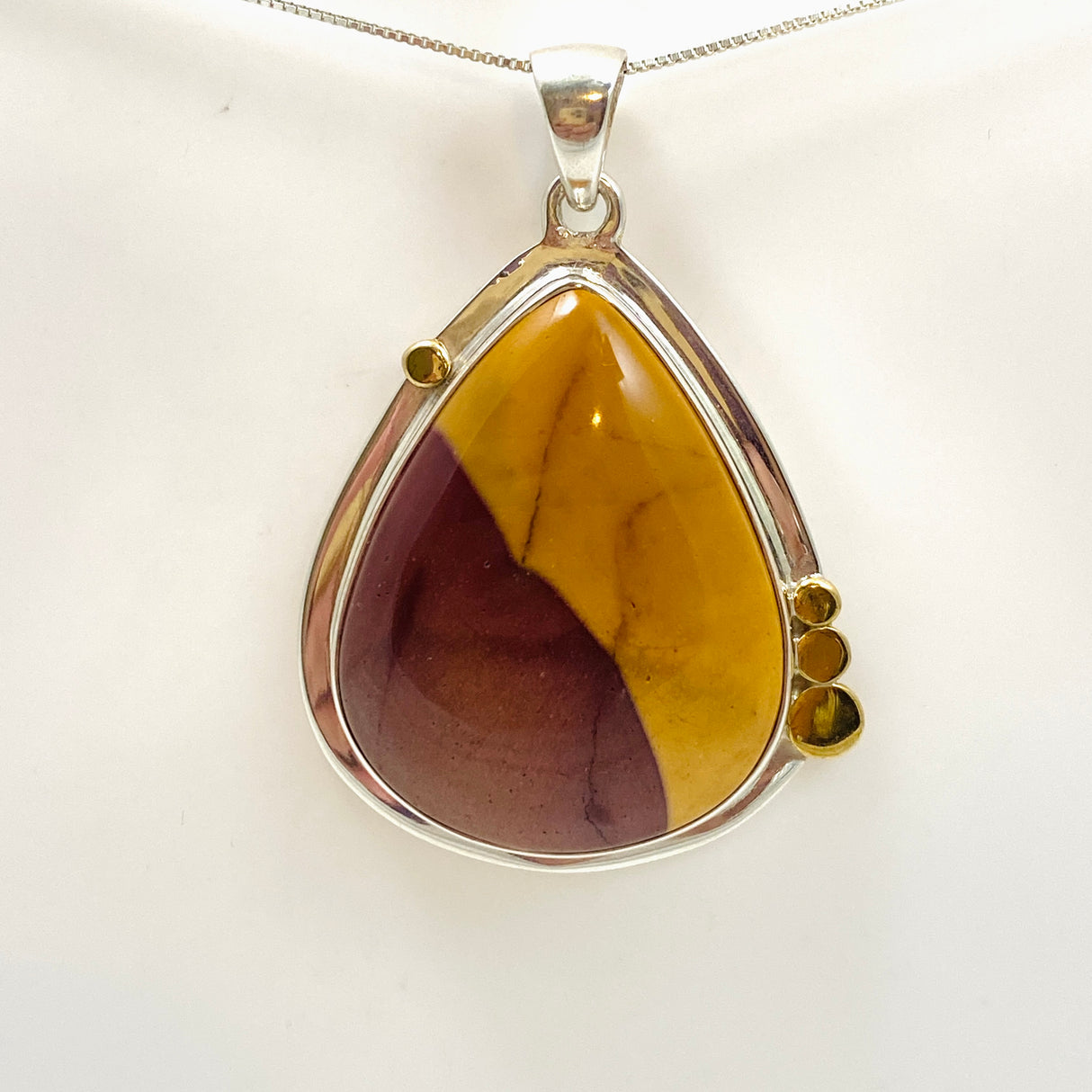 Mookaite Teardrop Cabochon Pendant with Brass Accents KPGJ4841