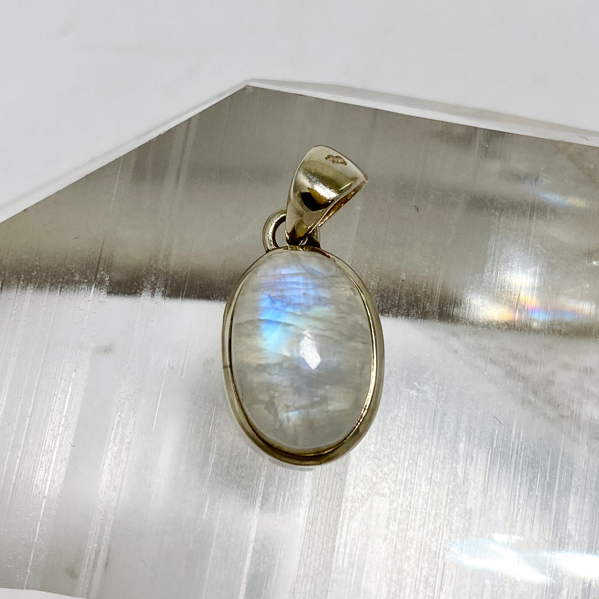 Moonstone Oval Cabochon Pendant PPGJ1251