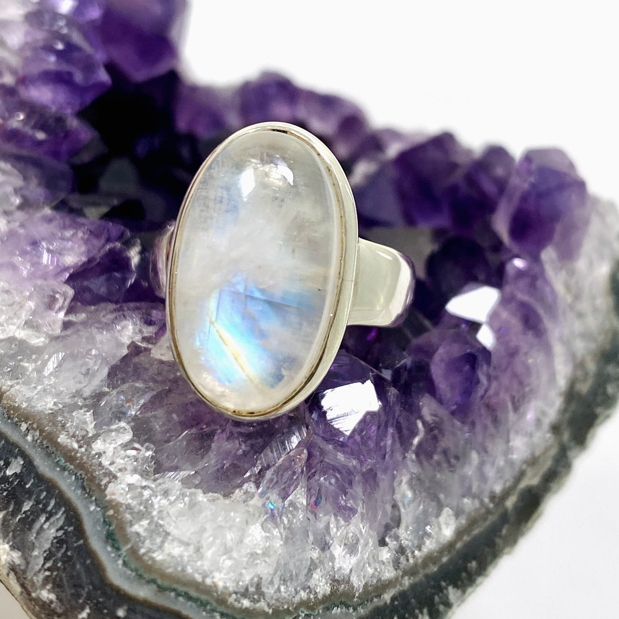 Moonstone Oval Cabochon Ring Size 4.5 PRGJ643