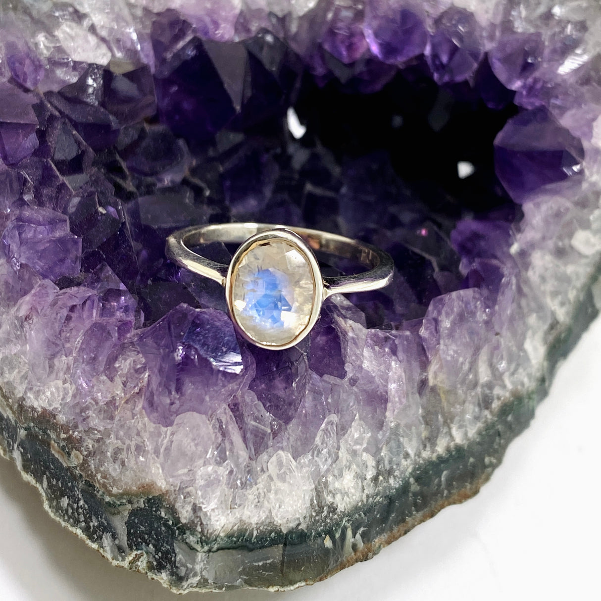 Moonstone Oval Faceted Ring PRGJ632