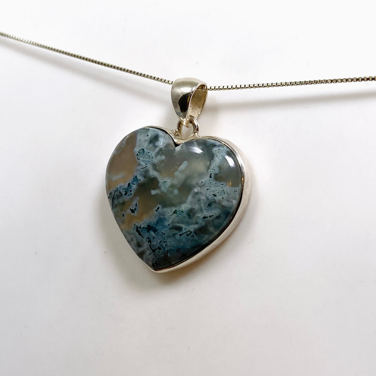 Moss Agate Heart Cabochon Pendant KPGJ4702