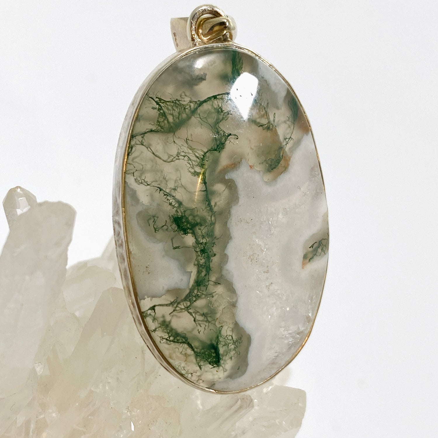 Moss Agate Oval Cabochon Pendant in a Hammered Setting KPGJ4708