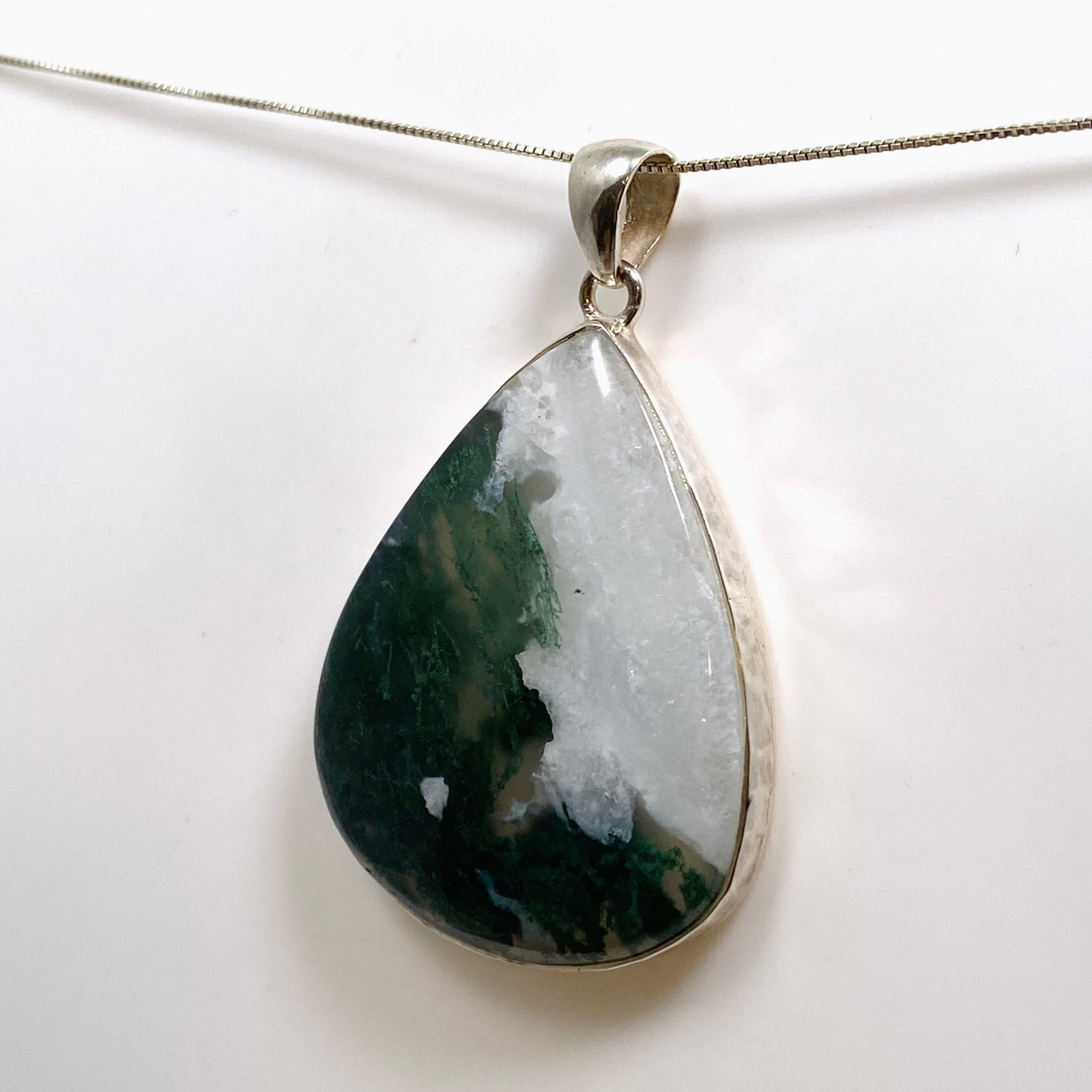 Moss Agate Teardrop Cabochon Pendant in a Hammered Setting KPGJ4709
