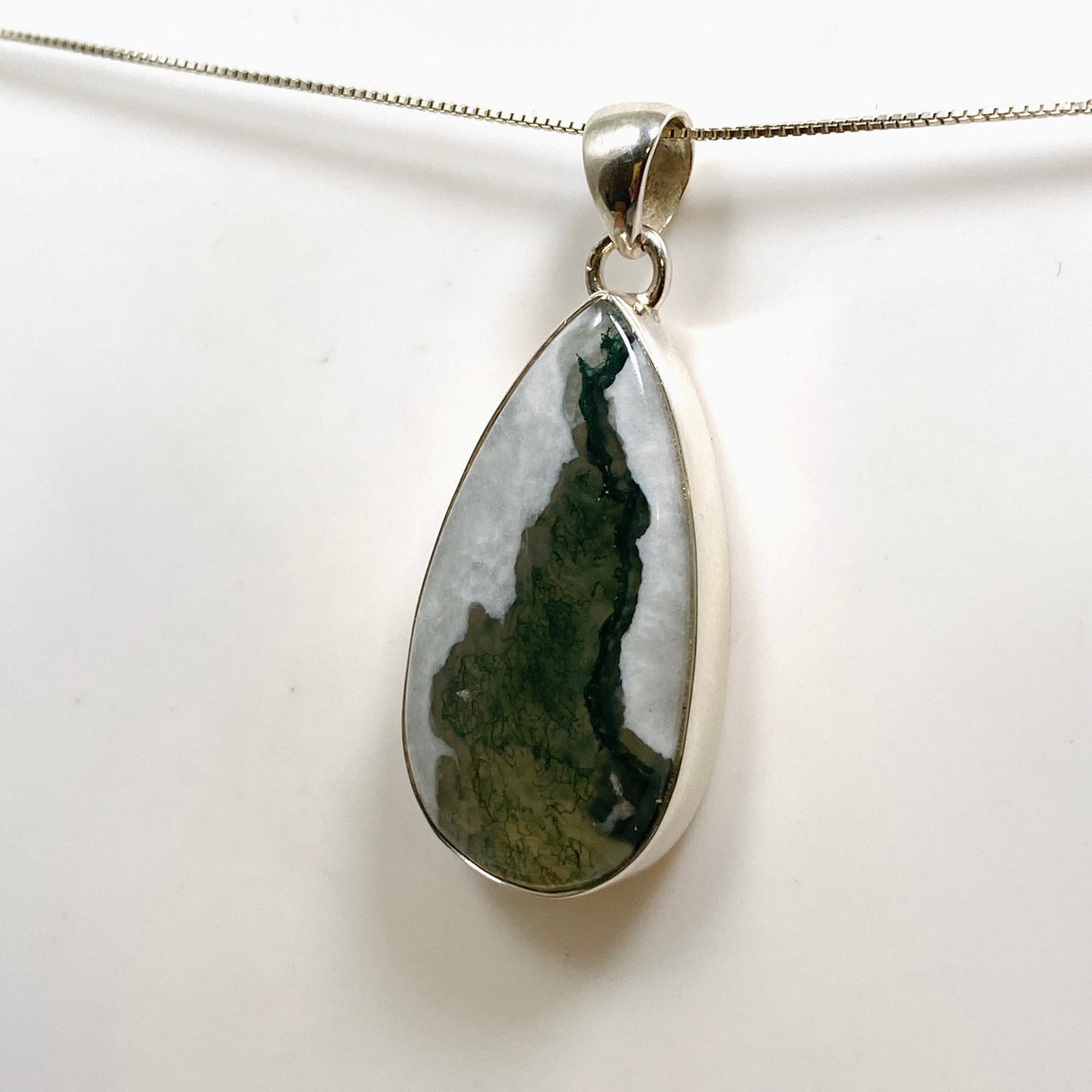 Moss Agate Teardrop Cabochon Pendant KPGJ4711