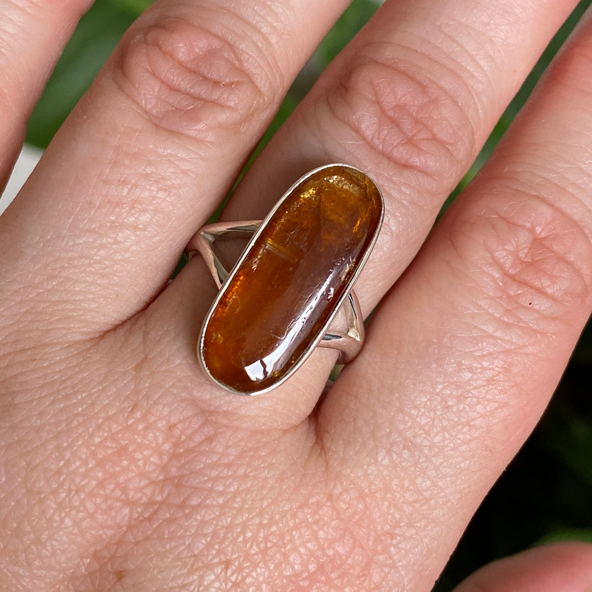 Orange Kyanite Oval Cabochon Split Band Ring Size 8 KRGJ3286