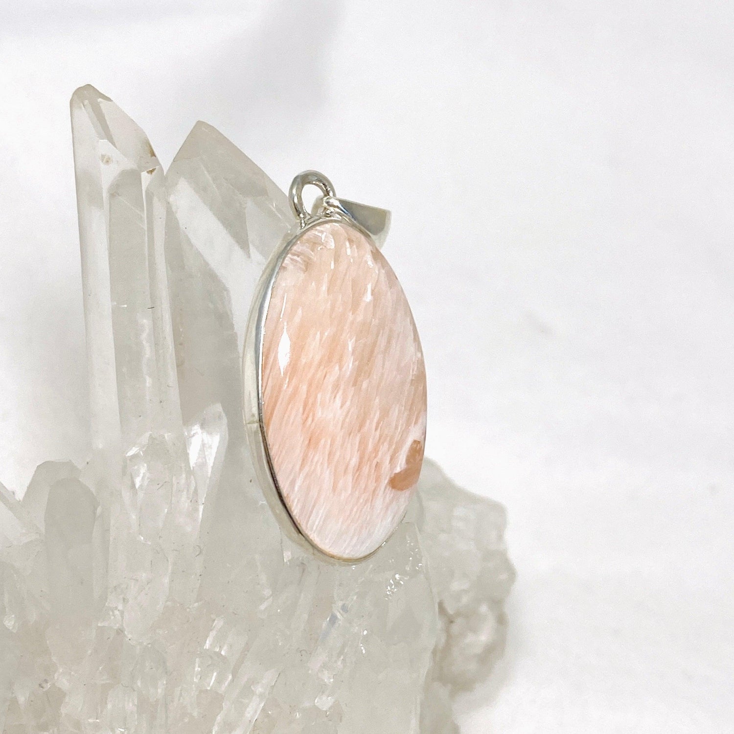 Peach Scolecite Oval Pendant KPGJ4517 - Nature's Magick