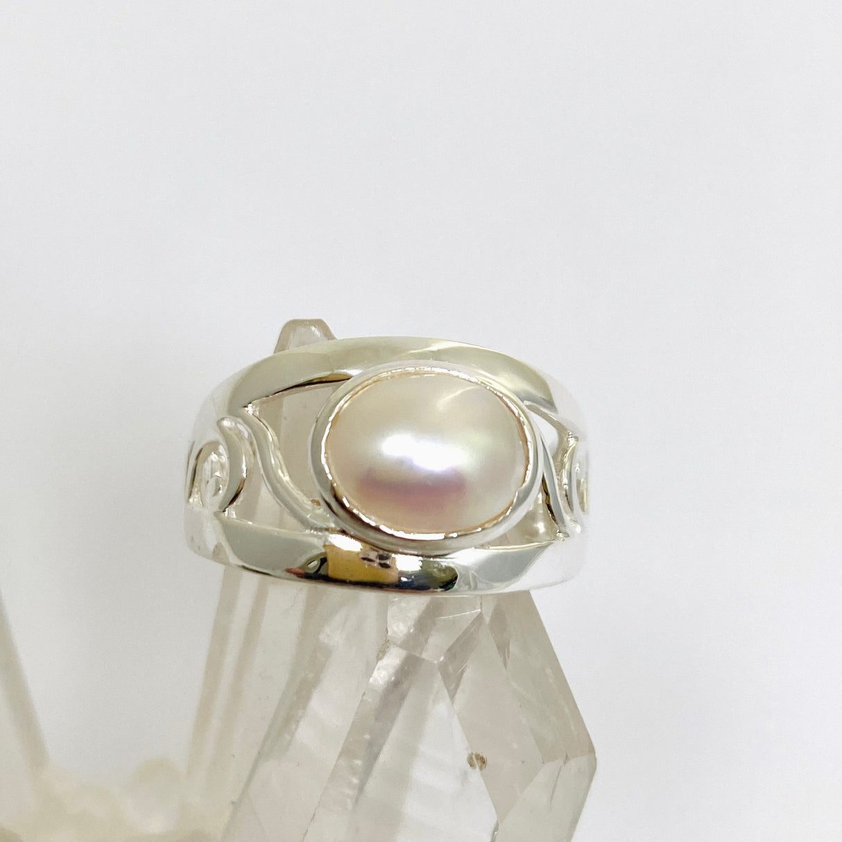 Pearl Oval Cabochon Boho Decorative Ring R3820
