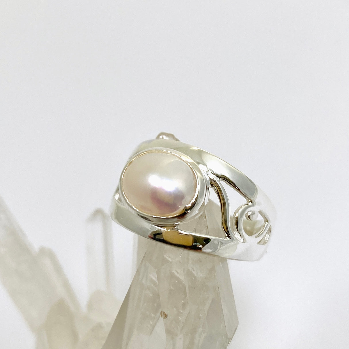 Pearl Oval Cabochon Boho Decorative Ring R3820