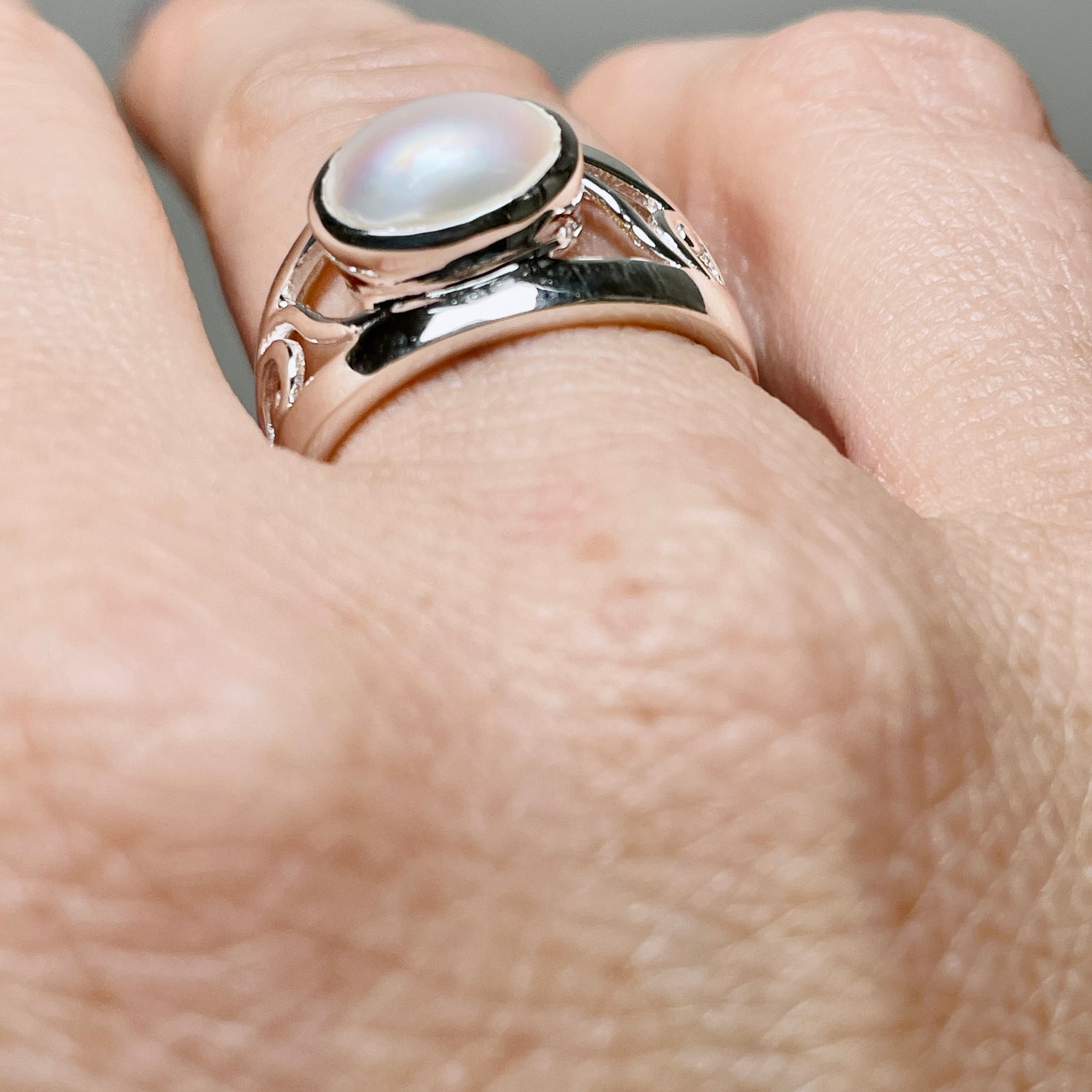 Pearl Oval Cabochon Boho Decorative Ring R3820