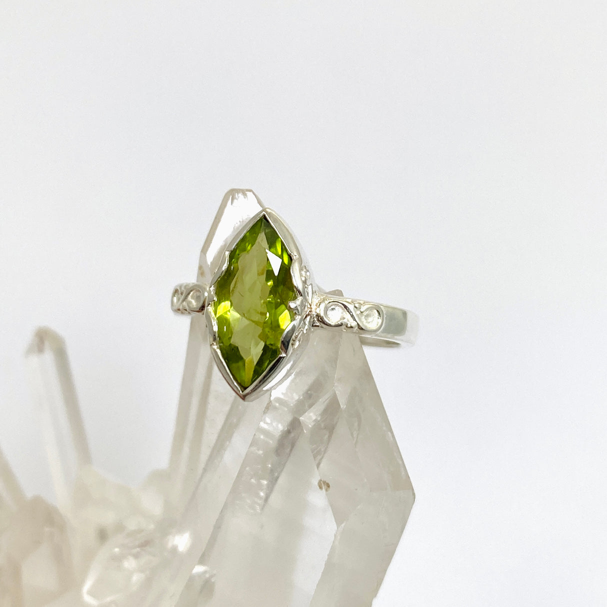 Peridot Faceted Marquise Ring in a Decorative Setting R3726