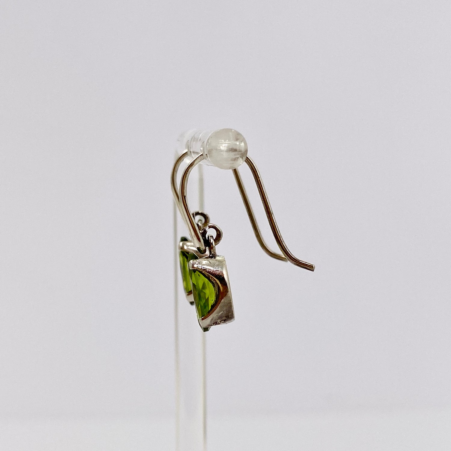 Peridot Oval Faceted Earrings PEG303