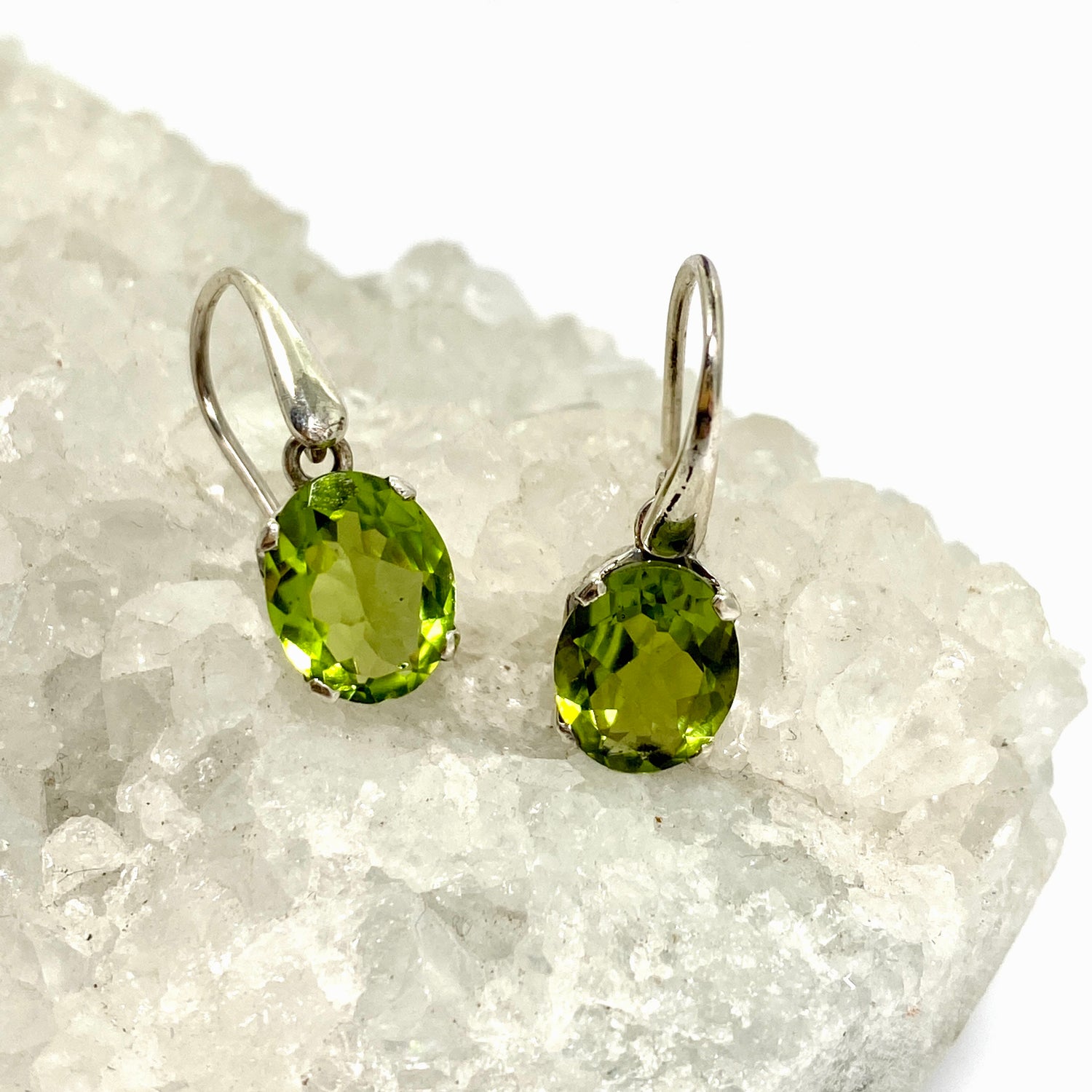 Peridot Oval Faceted Earrings PEG303