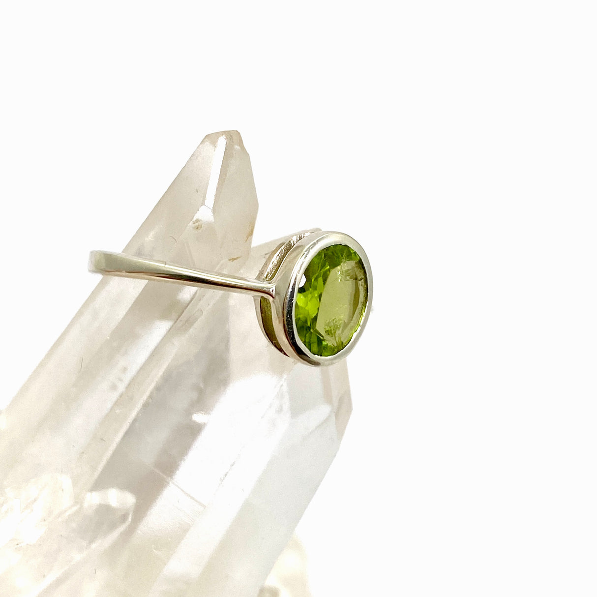 Peridot Oval Faceted Ring Size 8.5 PRGJ841
