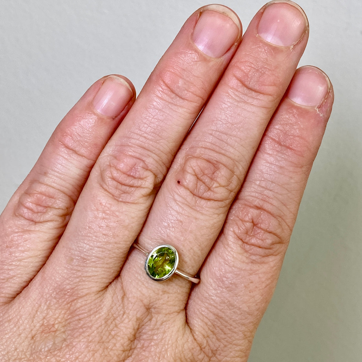Peridot Oval Faceted Ring Size 8.5 PRGJ841