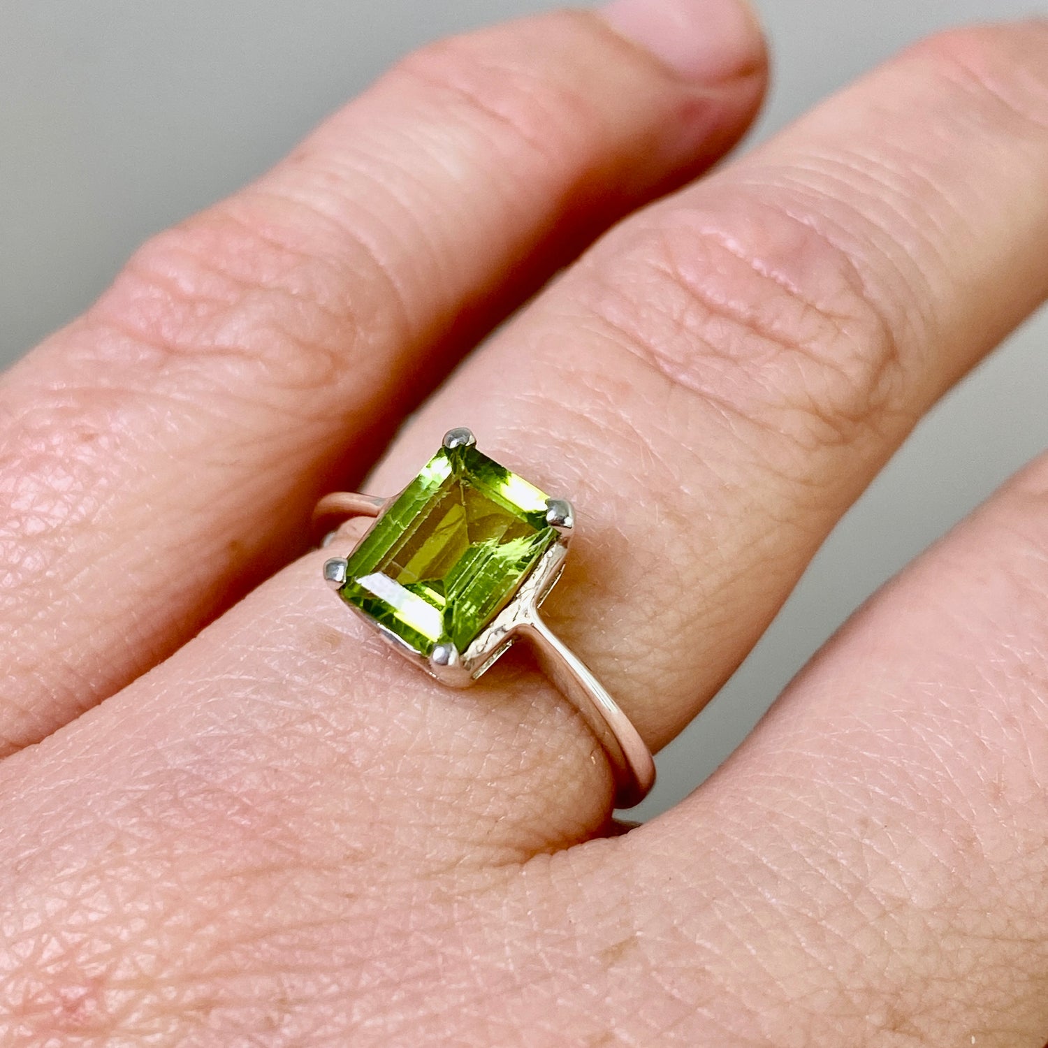 Peridot Rectangular Faceted Ring Size 6 PRGJ843