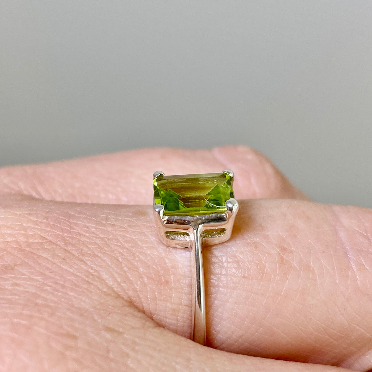 Peridot Rectangular Faceted Ring Size 6 PRGJ843