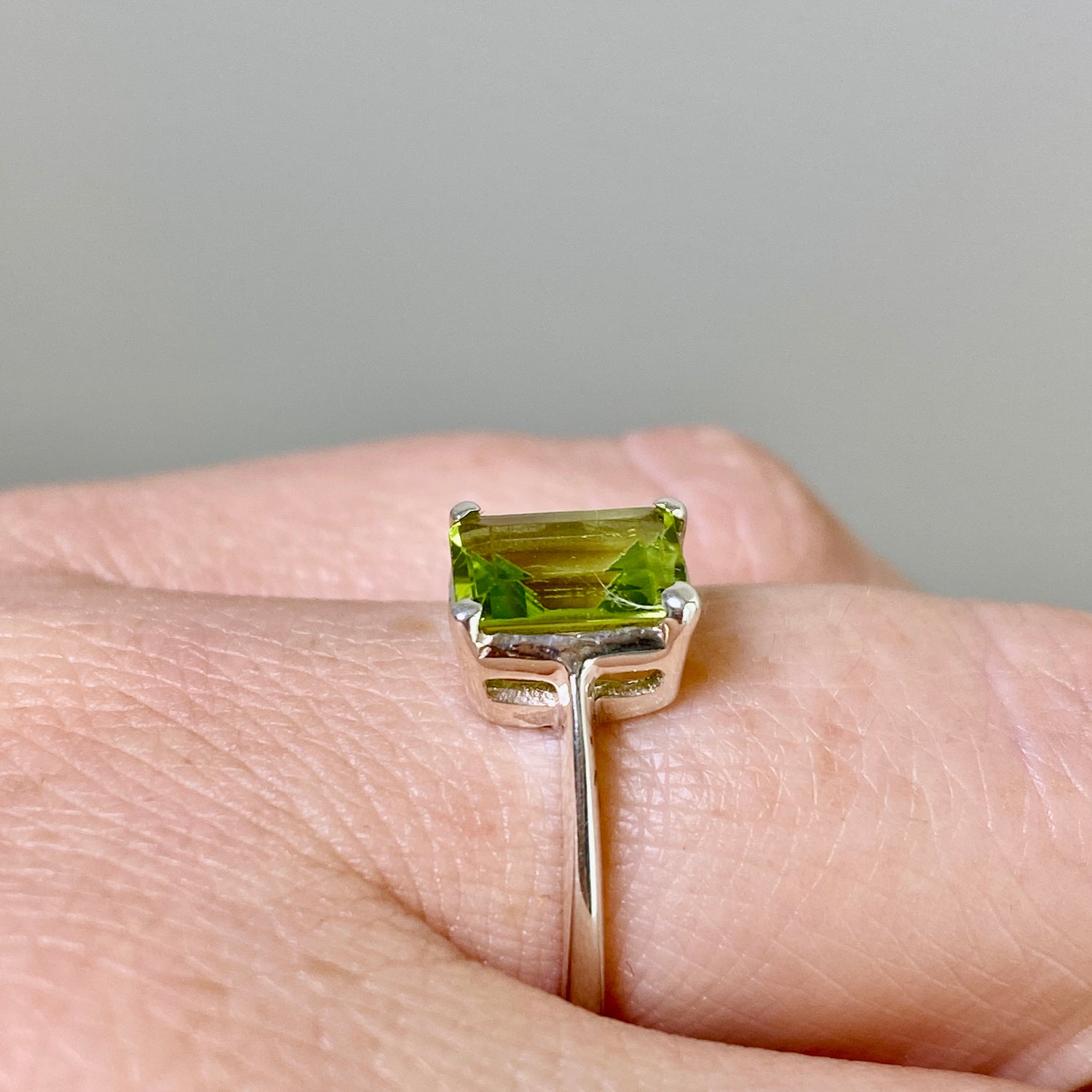 Peridot Rectangular Faceted Ring Size 6 PRGJ843