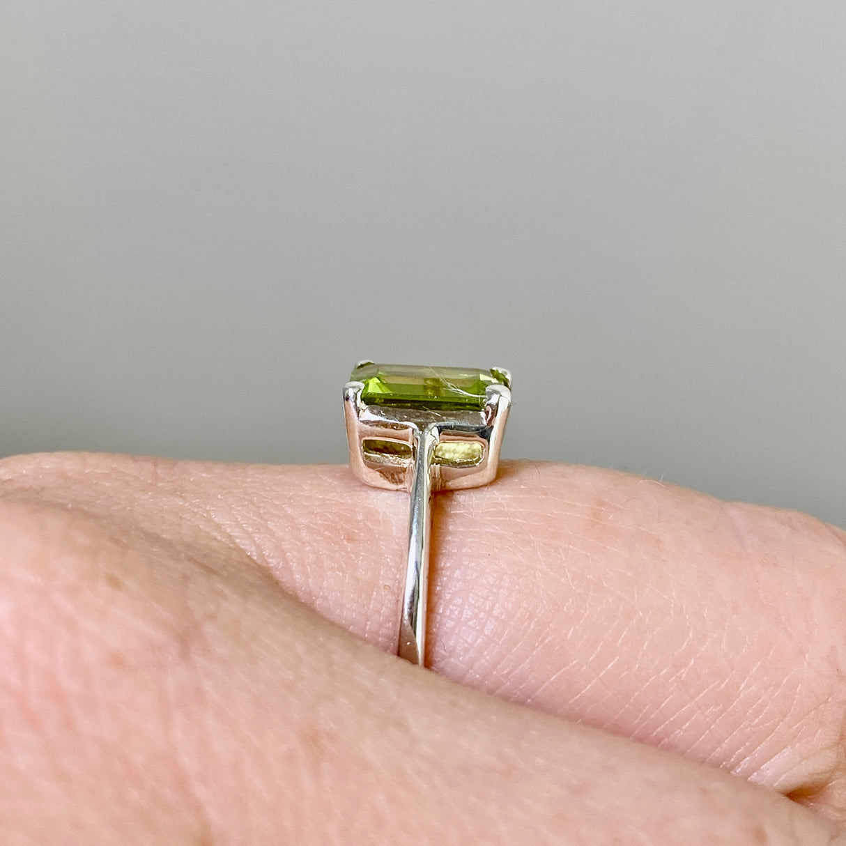 Peridot Rectangular Faceted Ring Size 6 PRGJ843