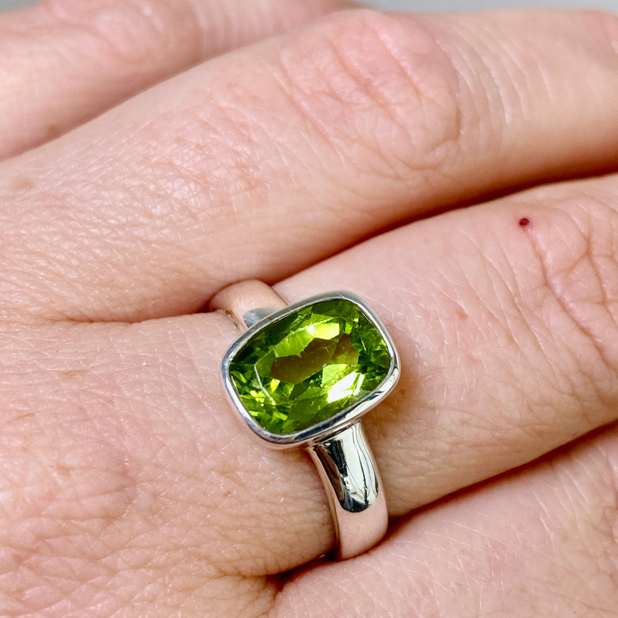 Peridot Rectangular Faceted Ring Size 8 PRGJ844